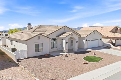 3571 E Vineyard Dr N, Pahrump, NV, 89048-4856 | Card Image