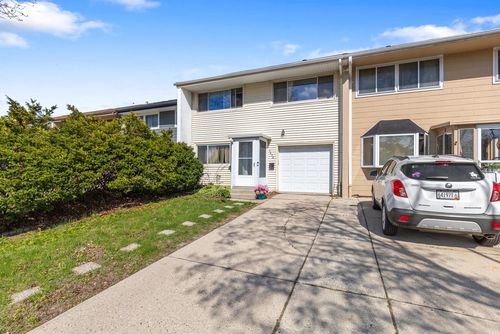 3636 S Quincy Avenue, Milwaukee, WI, 53207 | Card Image