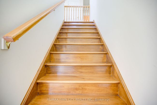 106 Country Clair St, House other with 3 bedrooms, 4 bathrooms and 2 parking in Kitchener ON | Image 13