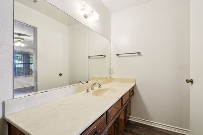 338 S Stewart Ave, Home with 6 bedrooms, 4 bathrooms and 4 parking in Lancaster TX | Image 26