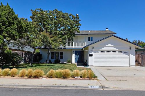 15019 Amso St, Poway, CA, 92064-2601 | Card Image