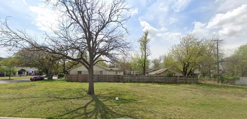 2900 Ryan Ave, Fort Worth, TX, 76110-3442 | Card Image