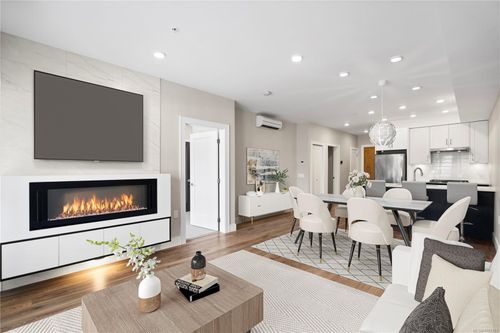 301-747 Travino Lane, Saanich, BC, V8Z0E4 | Card Image