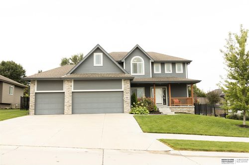 434 Devonshire Dr, Gretna, NE, 68028-4516 | Card Image