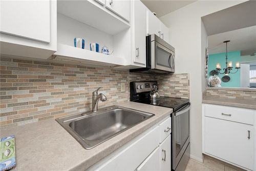 apt-2-6498 Royal Woods Dr, FORT MYERS, FL, 33908-6156 | Card Image