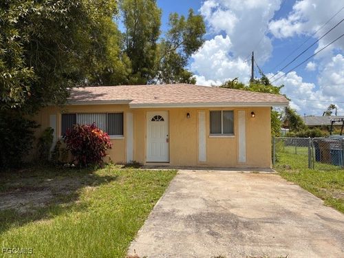 3982 Manassas Ct, Fort Myers, FL, 33905-4604 | Card Image