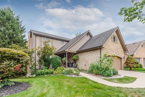 7128 Hartcrest Ln, Centerville, OH, 45459-4843 | Card Image