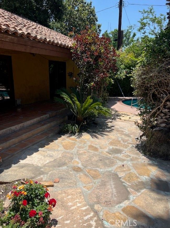 14720 Valerio St, House other with 5 bedrooms, 4 bathrooms and 2 parking in Van Nuys CA | Image 30
