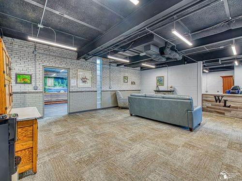 2400 N Dixie Hwy, Monroe, MI, 48162-5213 | Card Image