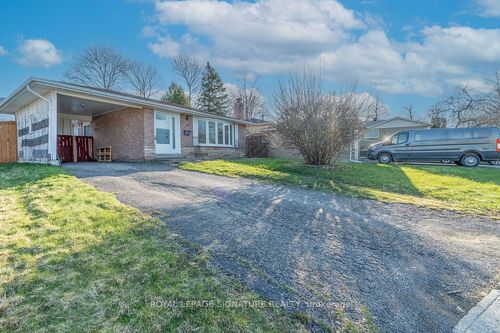 163 Hazelglen Dr, Kitchener, ON, N2M2E6 | Card Image