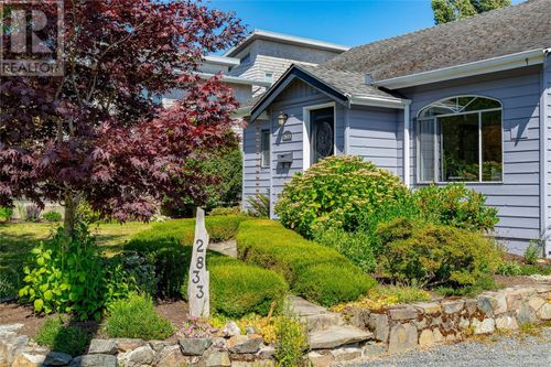 2833 Austin Ave, Victoria, BC, V9A2K8 | Card Image