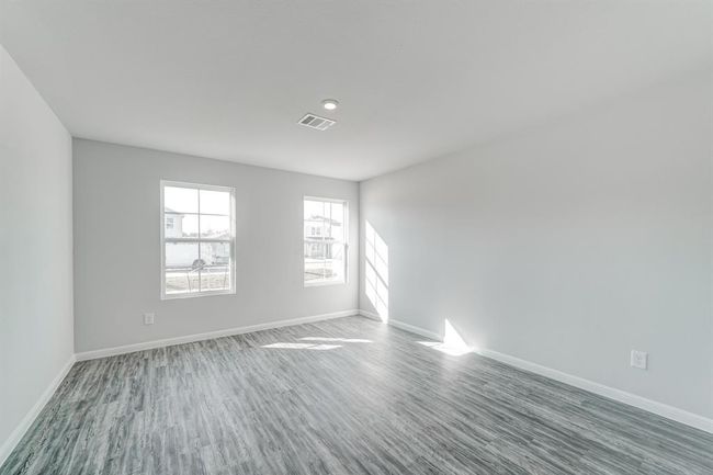 110 Pine Burr St, House other with 5 bedrooms, 3 bathrooms and 2 parking in Lufkin TX | Image 4