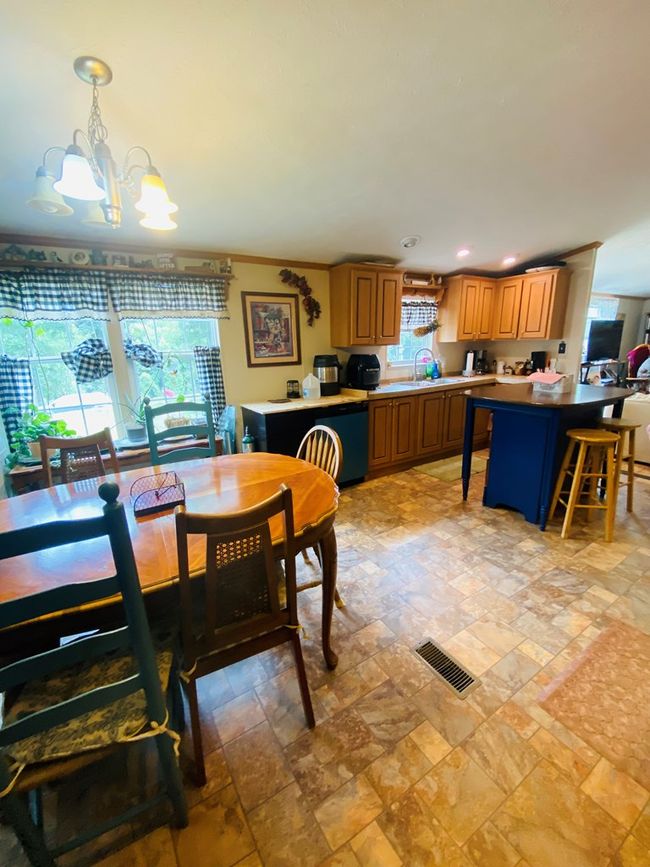 3327 Horton Ridge Rd, House other with 3 bedrooms, 2 bathrooms and null parking in Swords Creek VA | Image 12