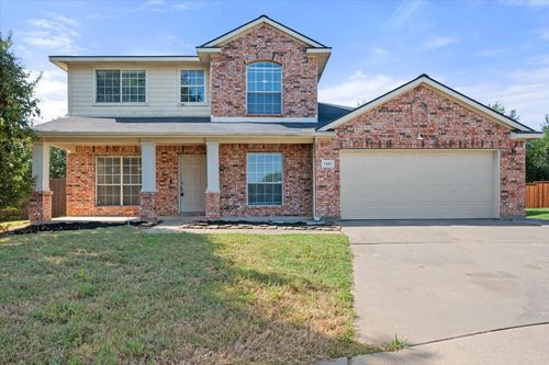 7107 Matlock Meadow Court, Arlington, TX, 76002 | Card Image