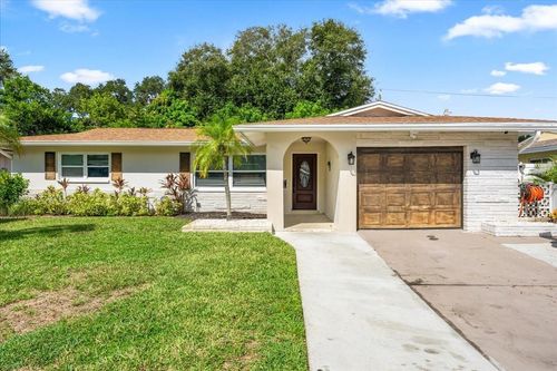 490 E Lake Dr, LARGO, FL, 33771-1503 | Card Image