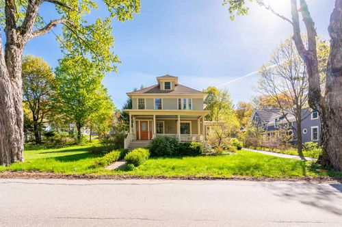 85 Cheney St, Newport, NH, 03773-1401 | Card Image