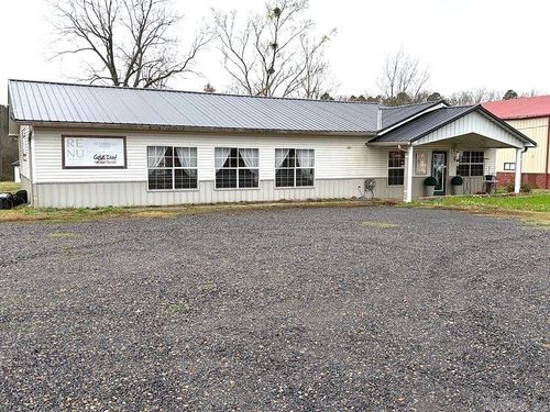 305 Dallas Avenue, Mena, AR, 71953-9999 | Card Image