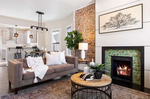 664 S Grant St, Denver, CO, 80209-4118 | Card Image