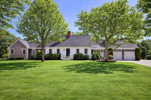 2 Bold Meadow Rd, Edgartown, MA, 02539-6534 | Card Image