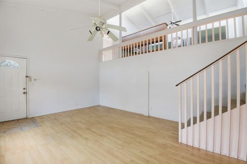 411 Molo St, KAPAA, HI, 96746-9482 | Card Image