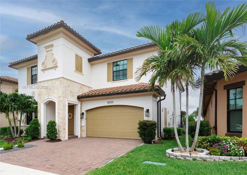 8555 E Baypoint Cir, Parkland, FL, 33076-4838 | Card Image
