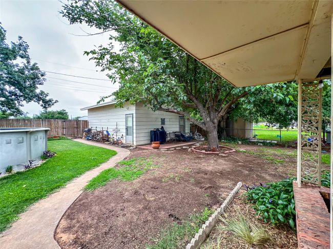 1408 N Avenue J, House other with 3 bedrooms, 2 bathrooms and null parking in Haskell TX | Image 34