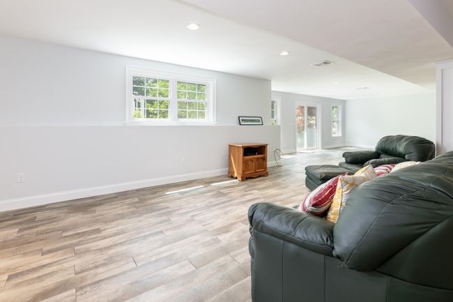 33 Beaverside Dr, House other with 4 bedrooms, 4 bathrooms and null parking in Center Harbor NH | Image 31
