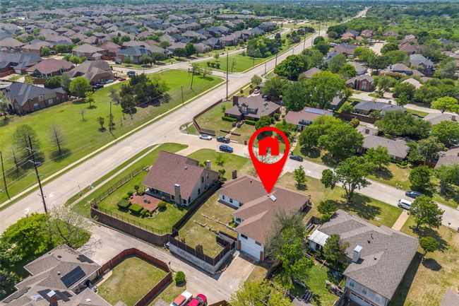 Drone / aerial view with a residential view. | Image 27