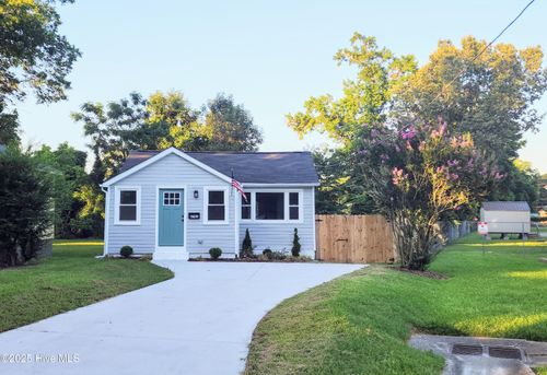 a-702 Richardson St, Elizabeth City, NC, 27909 | Card Image