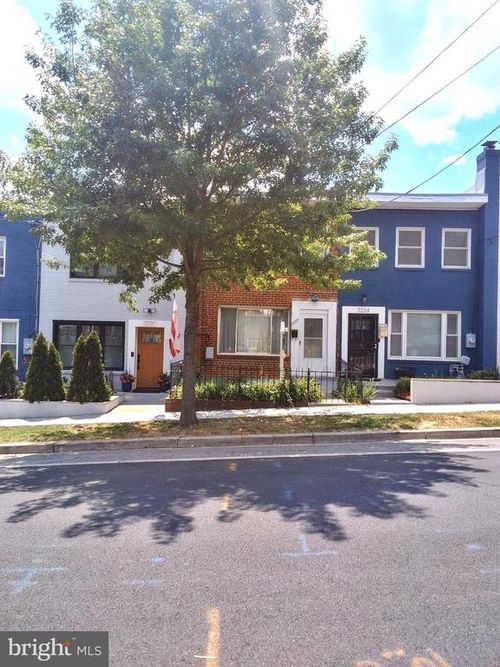 2222 16th St Ne, WASHINGTON, DC, 20018-1207 | Card Image