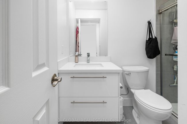 1502 Dufferin St, Home with 2 bedrooms, 1 bathrooms and 1 parking in Toronto ON | Image 15