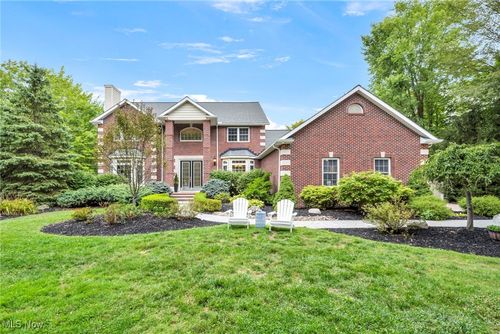 12105 Girdled Rd, Concord Township, OH, 44077-8808 | Card Image