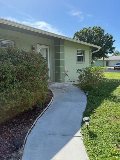 3856 Tarpon Rd, Venice, FL, 34293-5755 | Card Image
