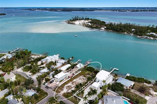 7094 Longboat Dr E, LONGBOAT KEY, FL, 34228-1034 | Card Image