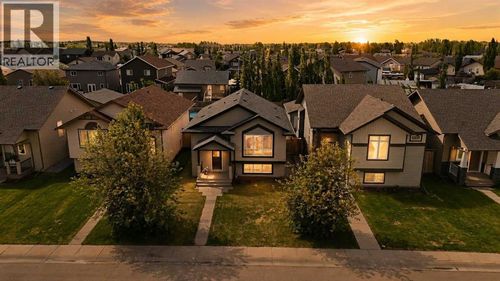 364 Kingston Dr, Red Deer, AB, T4P0H2 | Card Image