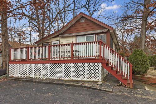 534 Oakwood Trail, Twin Lakes, WI, 53181 | Card Image