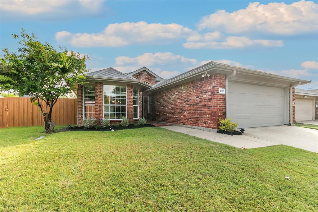 Rolling Rock Rd, Heartland, TX 75126