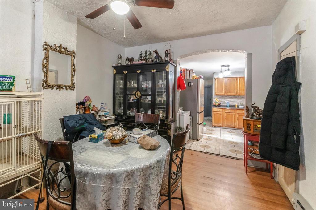 Residential in PHILADELPHIA 4