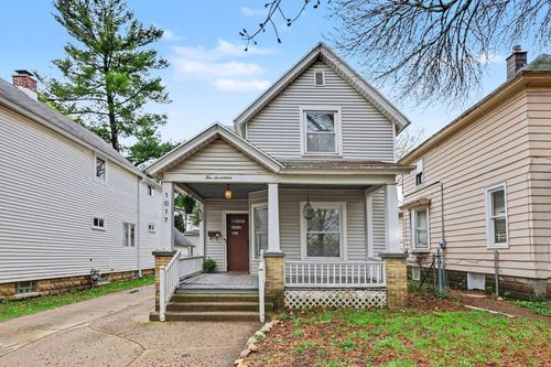 1017 Mcreynolds Ave Nw, Grand Rapids, MI, 49504-4238 | Card Image