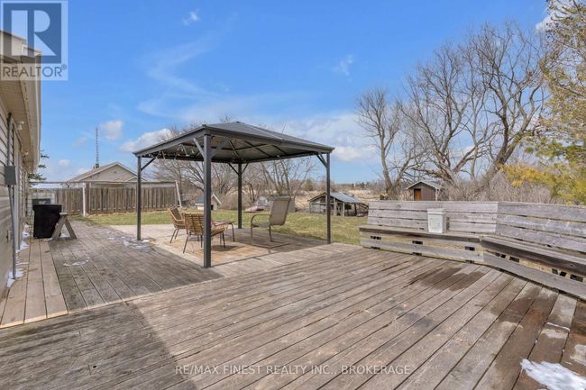 6955 County 2 Road, House other with 4 bedrooms, 2 bathrooms and 8 parking in Loyalist (Lennox and Addington - South) ON | Image 30