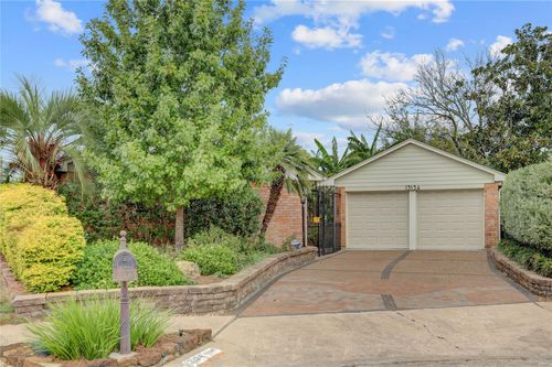 13134 Benford Dr, Houston, TX, 77099-2225 | Card Image