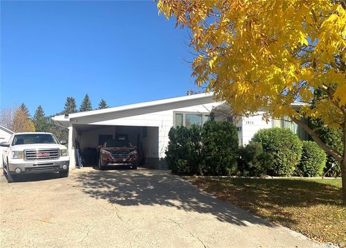 1911 Bowers Dr, North Battleford, SK, S9A3B9 | Card Image