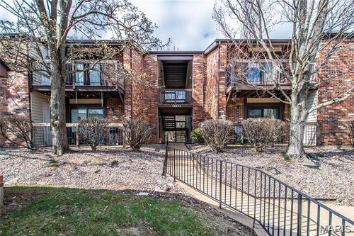 b-6803 Cottage Grove Ln, Saint Louis, MO, 63129-3949 | Card Image