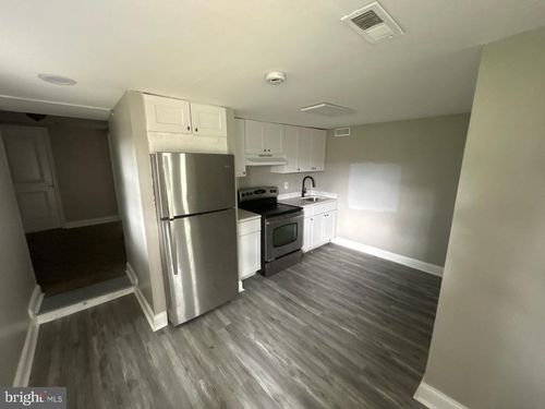 332 Franklintown Rd, BALTIMORE, MD, 21223-2060 | Card Image