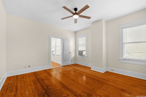 apt-2-217 Castillo Ave, San Antonio, TX, 78210-2882 | Card Image