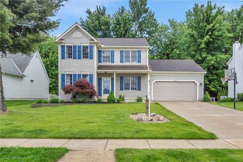 3522 Malvern Dr, Brunswick, OH, 44212-1328 | Card Image