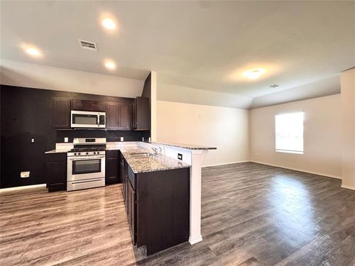 1914 Oak Tree Ct, Shawnee, OK, 74804-2470 | Card Image