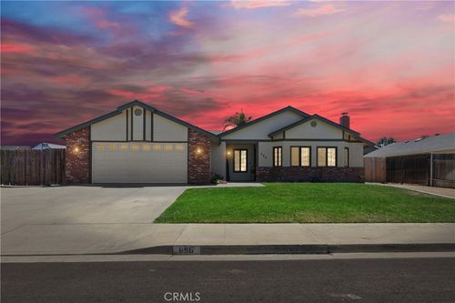 696 Tilia St, Santa Maria, CA, 93455 | Card Image