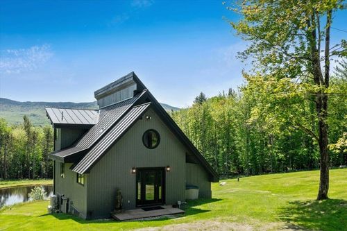 474 Hollow View Rd, Stowe, VT, 05672-4409 | Card Image