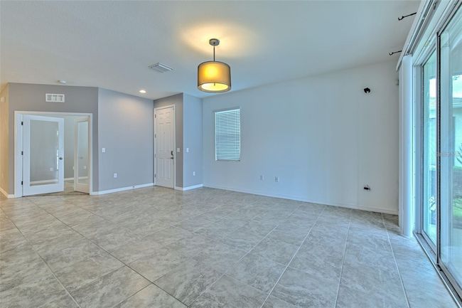 32829 Woodthrush Way, House other with 3 bedrooms, 2 bathrooms and null parking in WESLEY CHAPEL FL | Image 5